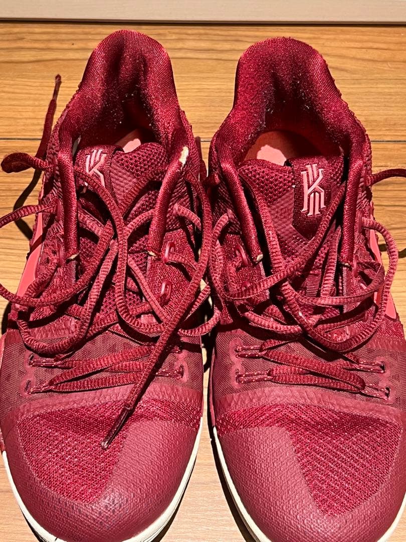 NIKEKyrie3 カイリー3 バスケットボールシューズ レッド　25センチ