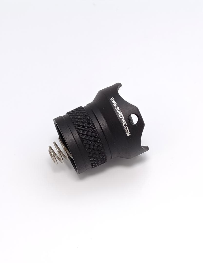 《新品未使用品》SUREFIRE Z68-DEFENDERモデル