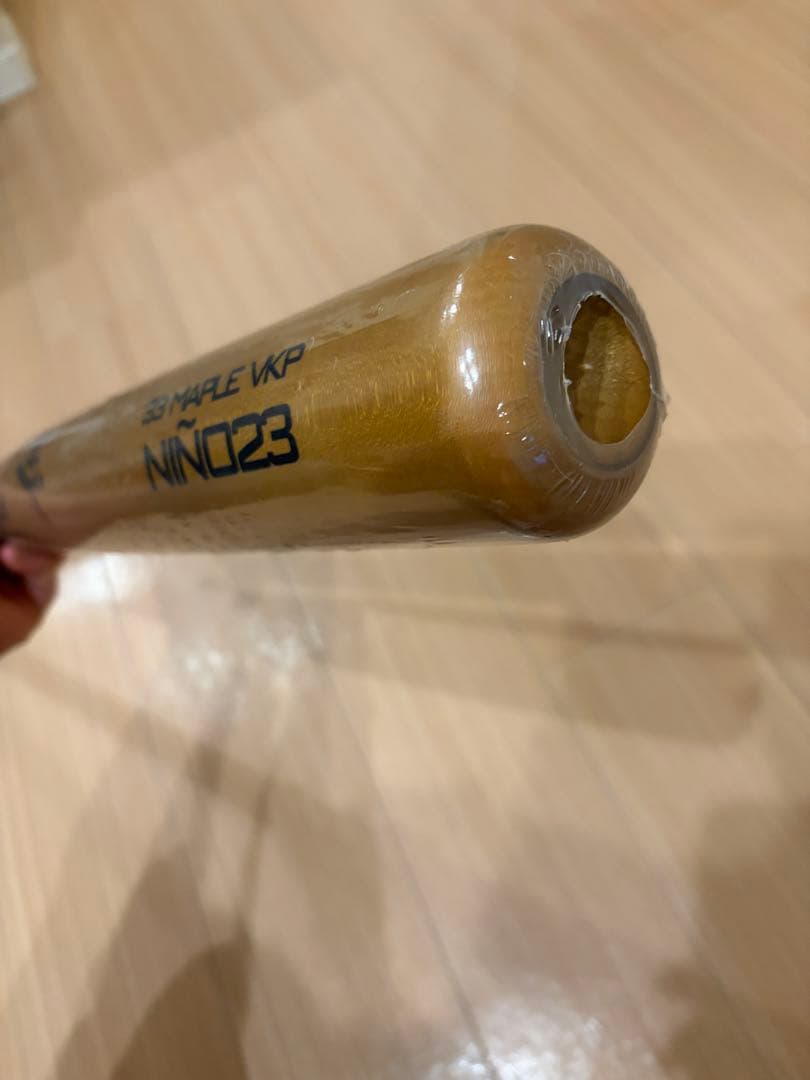 タティスjr Vitus 硬式木製バット