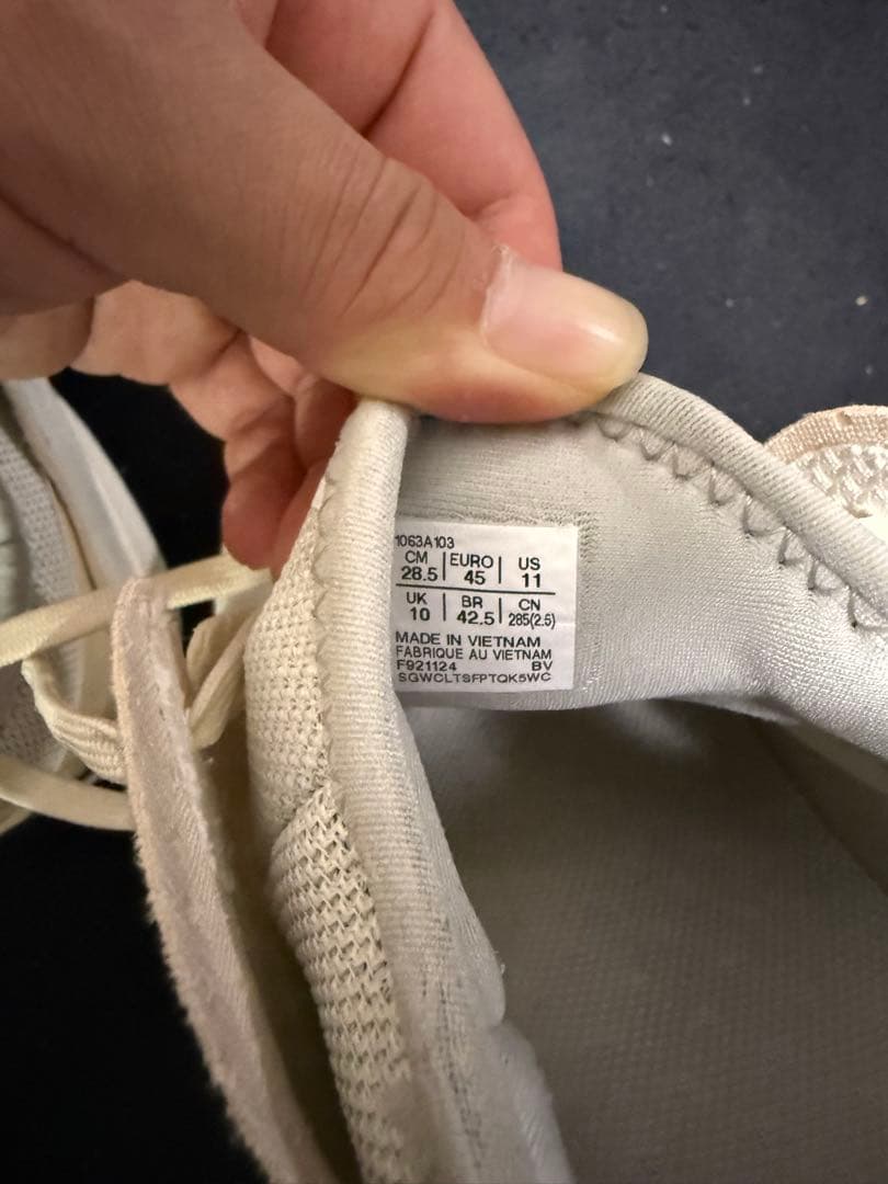 asics バスケットボールシューズ 28.5cm りんご