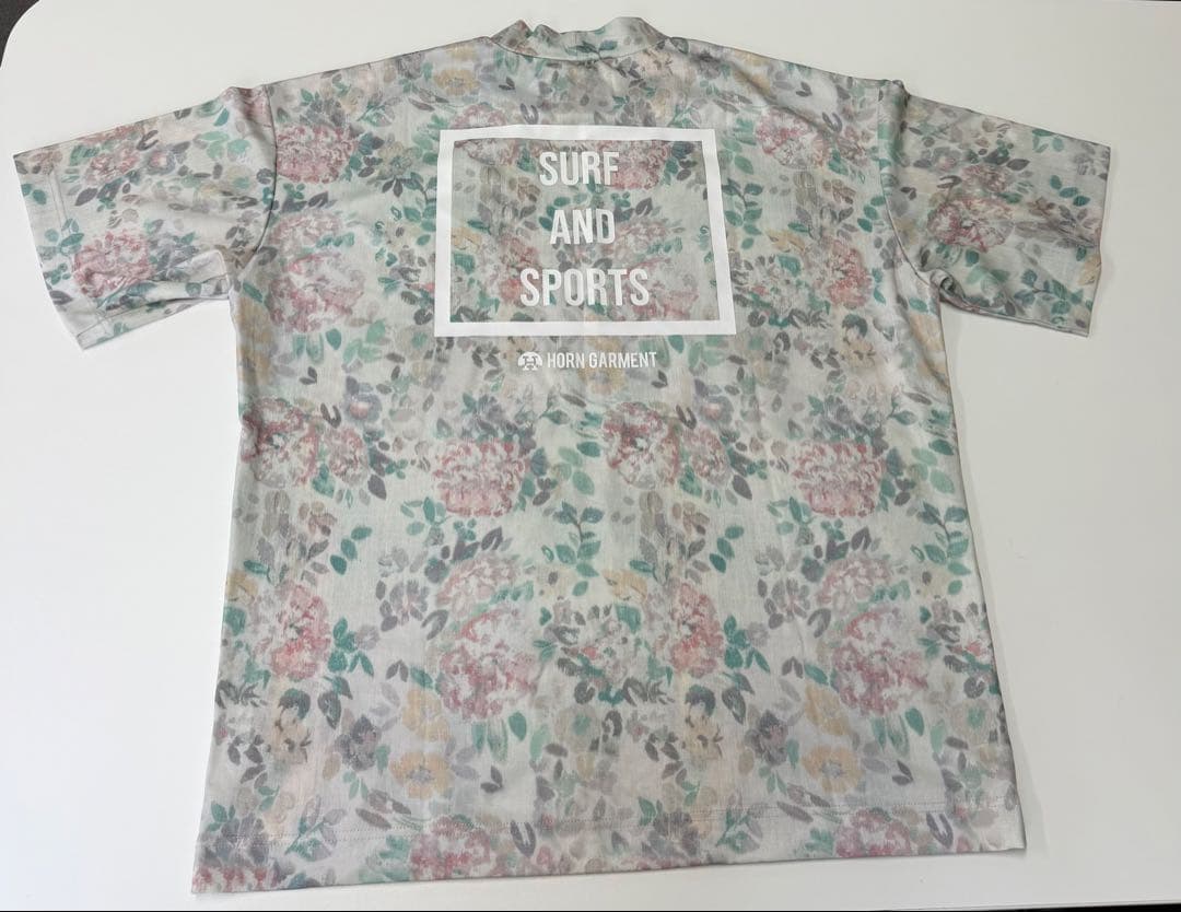 HORN GARMENT 花柄スポーツシャツ