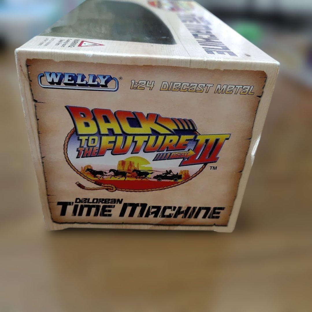 DeLorean Time Machine 1:24　バックトゥーザフューチャ
