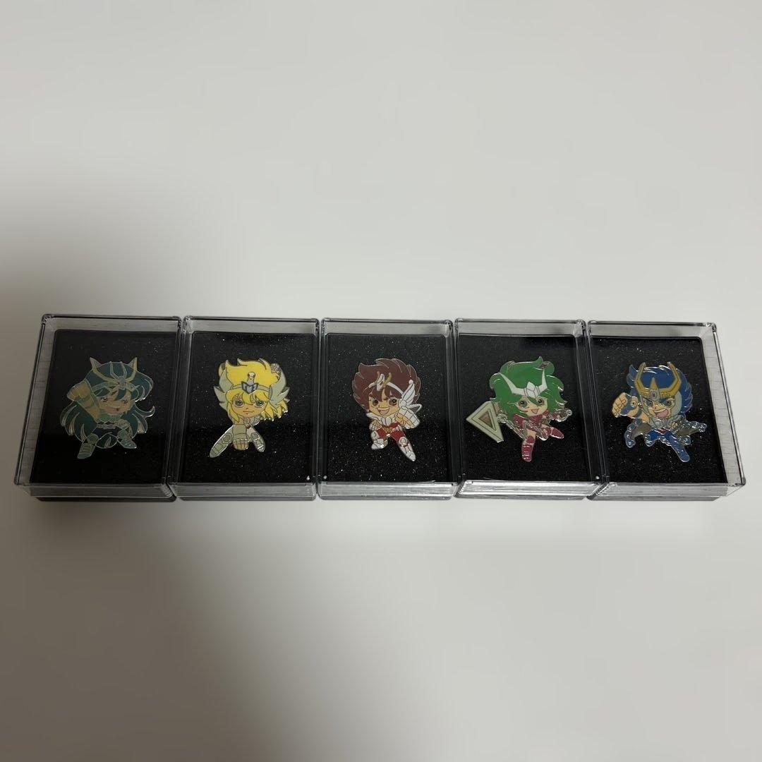 聖闘士星矢 ピンズ 5点フルセット 青銅聖闘士 ケース入り 当時物