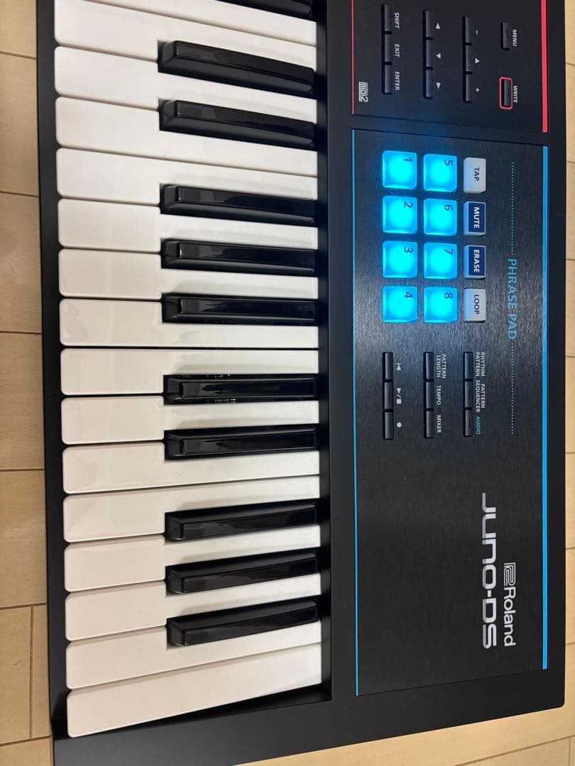 Roland JUNO-DS61 61鍵シンセサイザー
