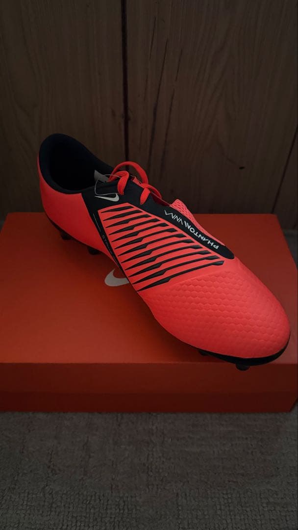 ファントムヴェノム アカデミー AG PROナイキサッカースパイク
