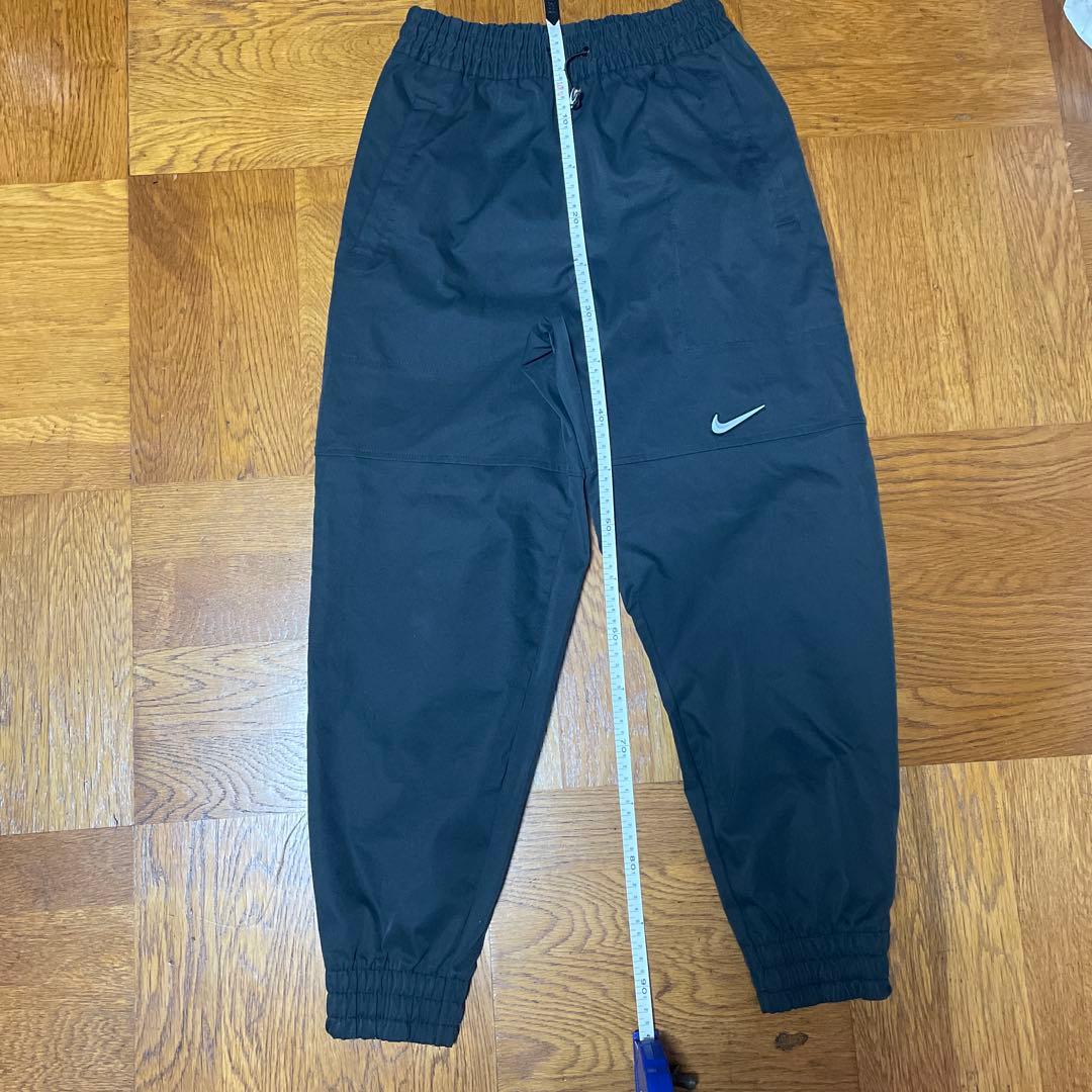 Nike ジャージ上下セット 黒　レディース
