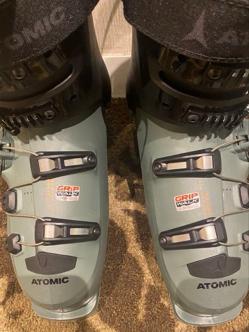 ATOMIC スキーブーツ HAWX PRIME 120 S BOAおまけ付き
