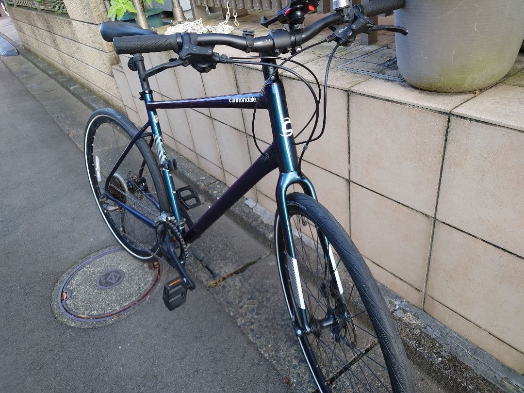 蘭丸様限定【横浜近郊引渡限定】希少色　cannondaleQUICK3