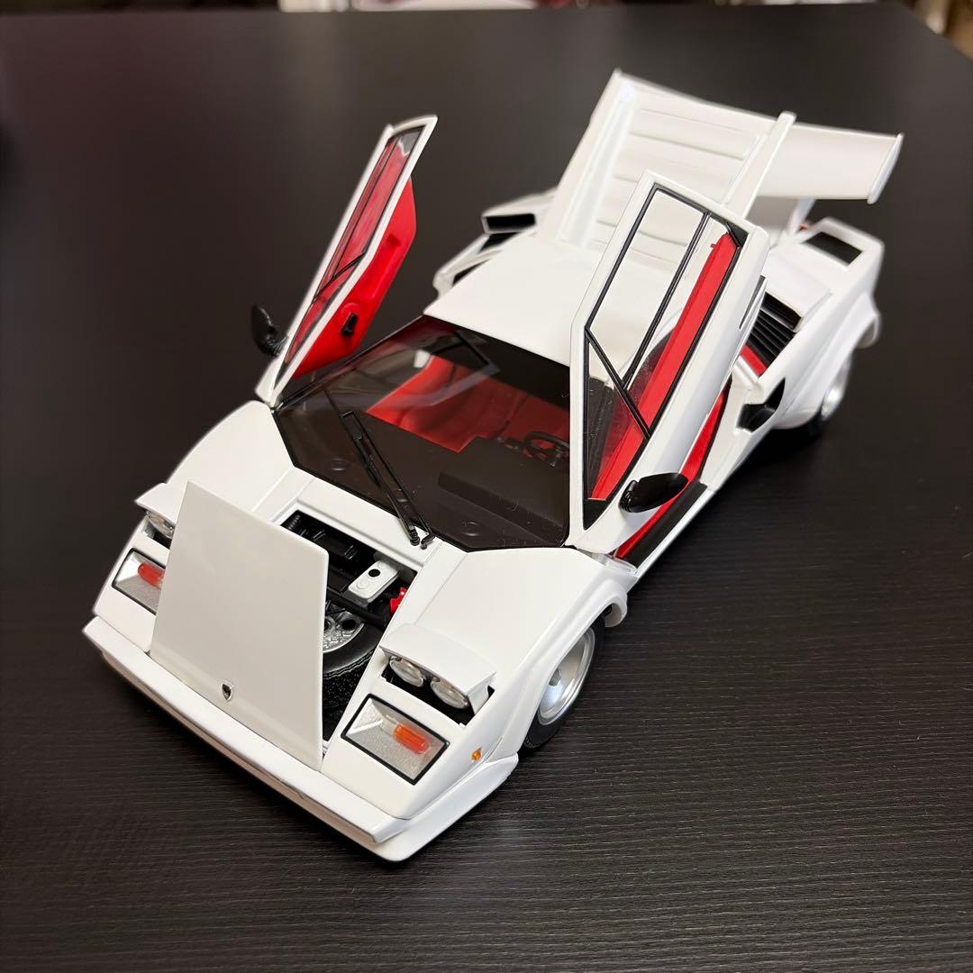 京商1/18 ランボルギーニカウンタックLP500S