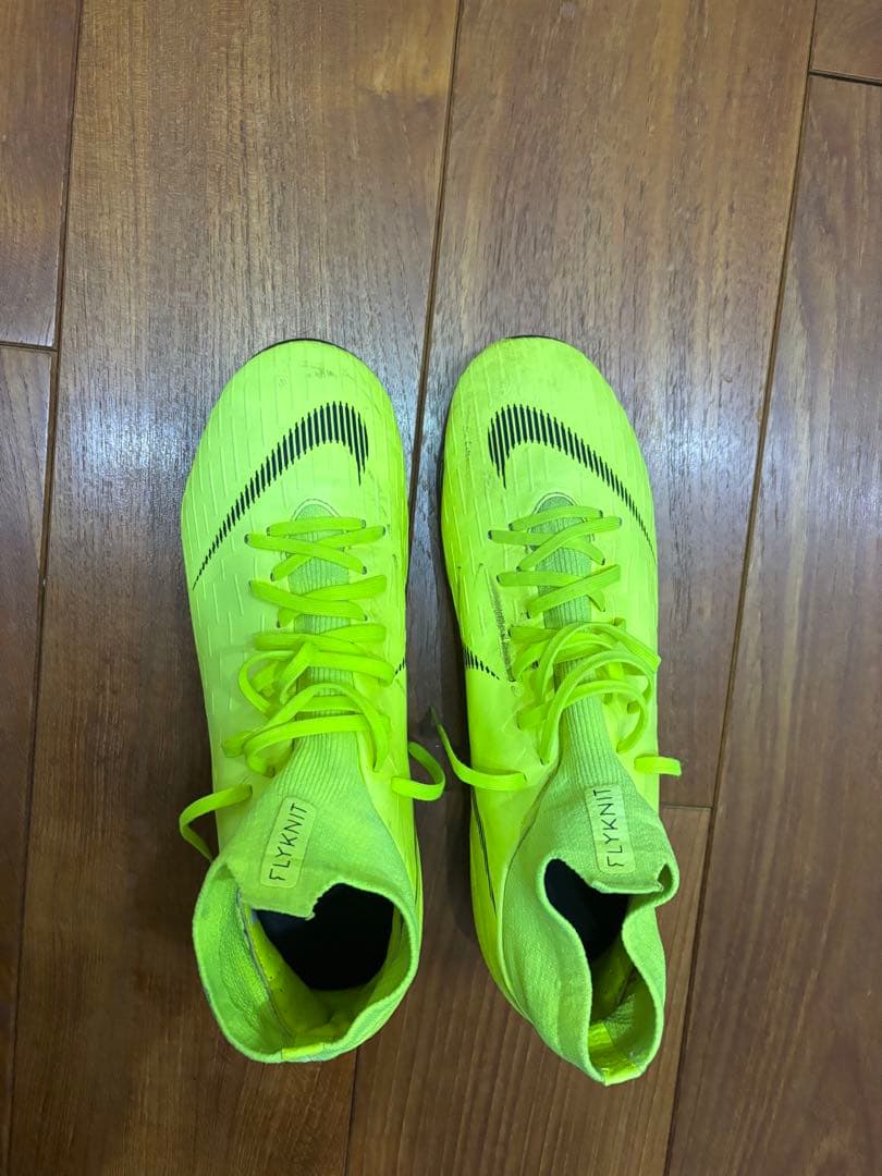 Nike マーキュリアル　フライニット　 スパイク