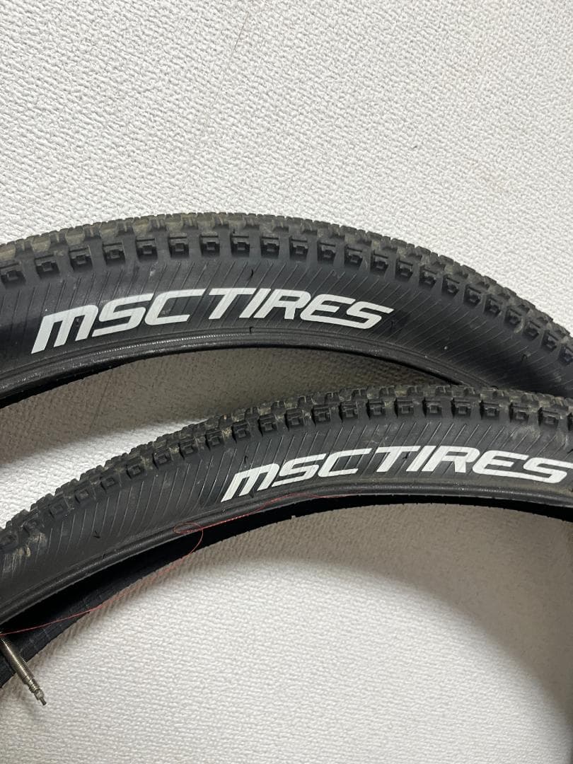 エッホエッホ　MSC TIRES ROLLER 2本セットって伝えなきゃ