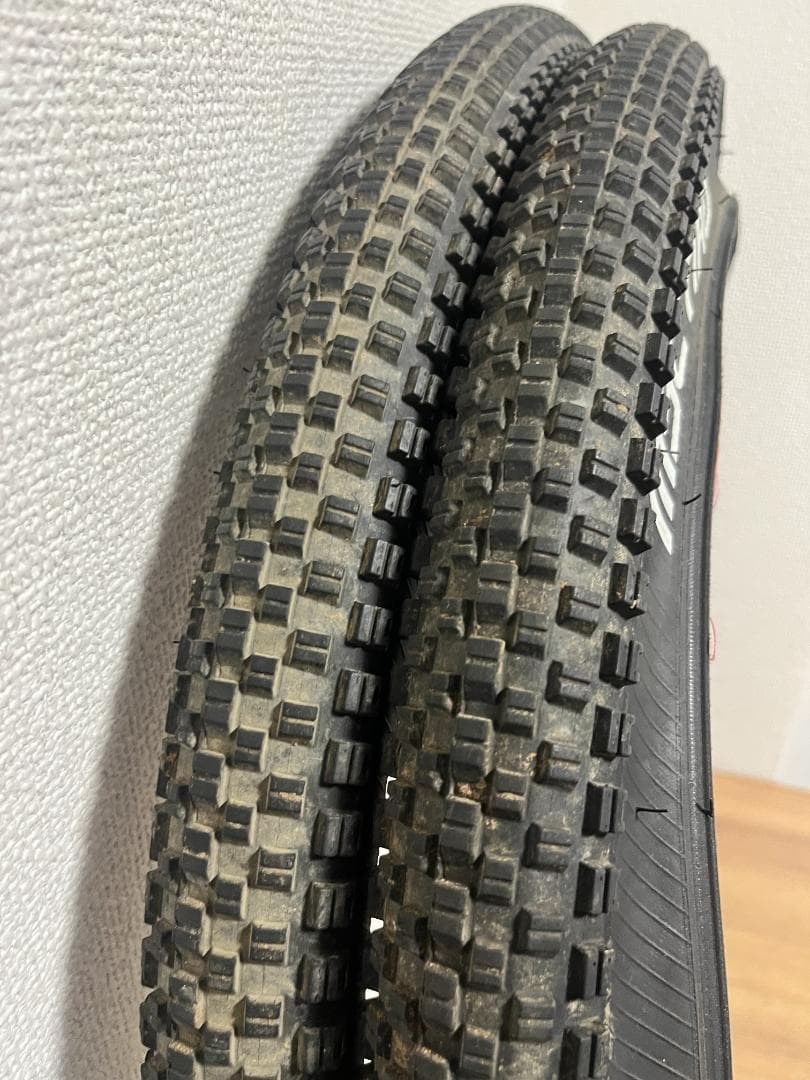 エッホエッホ　MSC TIRES ROLLER 2本セットって伝えなきゃ