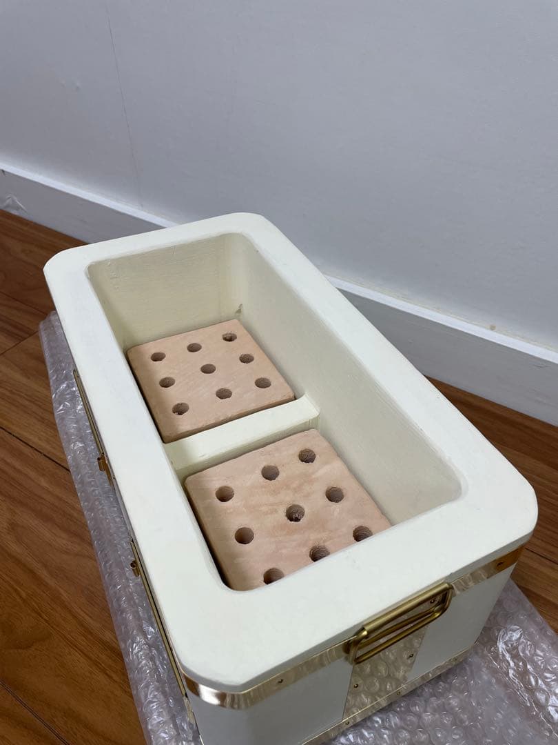 入手不可品 一点限り 長角特大蓋付 最高級 天然珪藻土切り出し七輪 伝統工芸