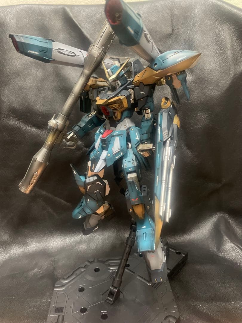 カラミティガンダム　フルメカニクス　1/100　完成品　ガンプラ