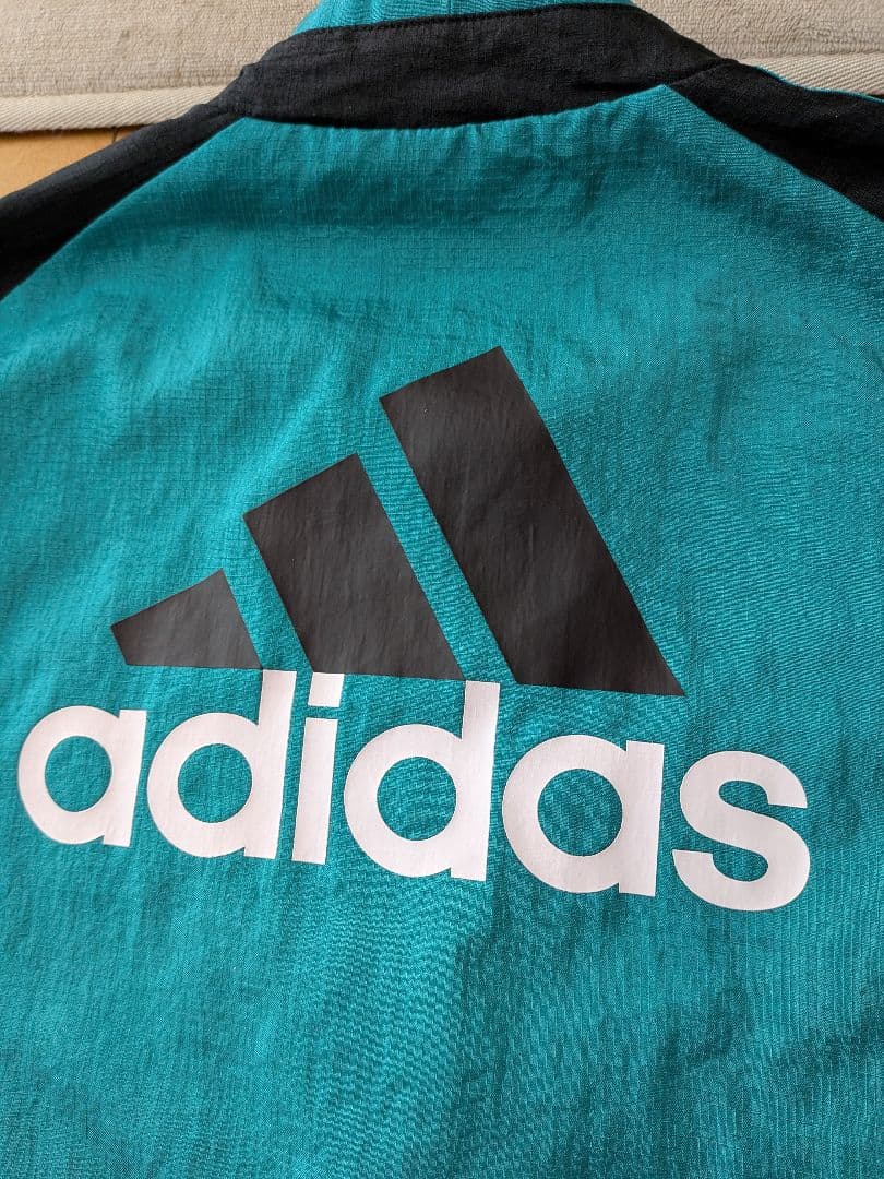 adidas21/22レアルマドリードナイロンジャケット