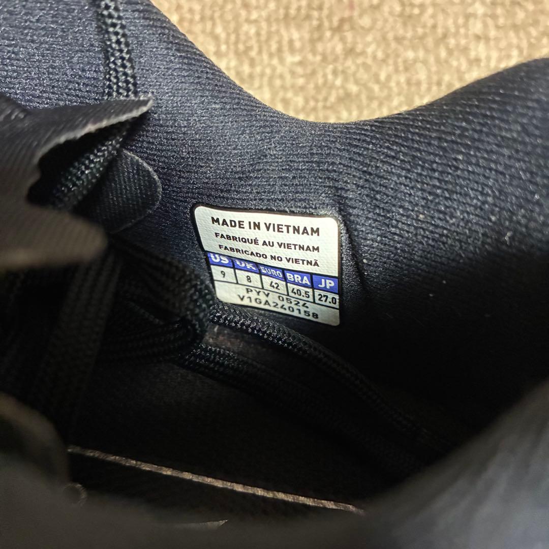 【極美品】Mizuno ウェーブライトニングZ8 27.0cm WIDE