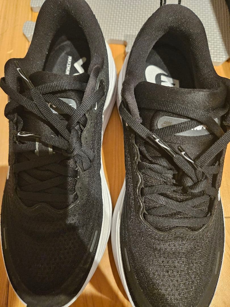 Nike ボメロプラス メンズ 25.5cm ブラック＆ホワイト