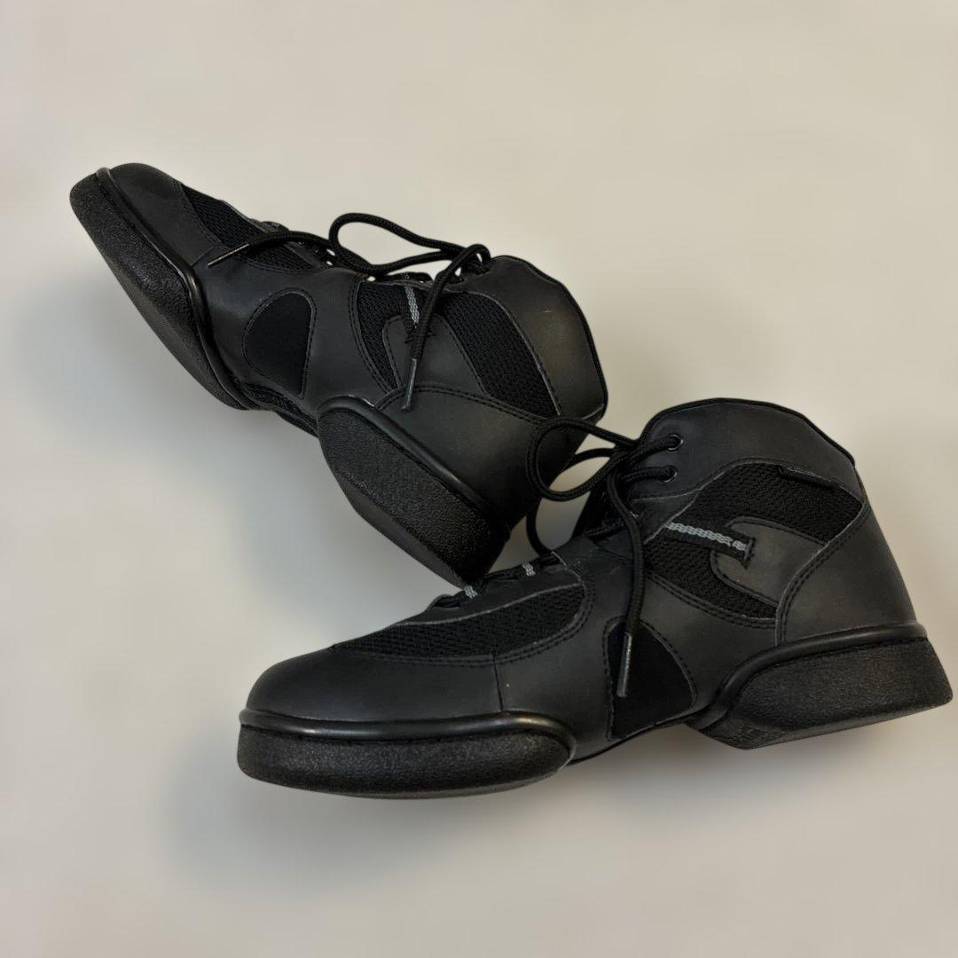 【超美品】チャコット　ダンスシューズ　スプリットソールミドルカット黒25.5cm