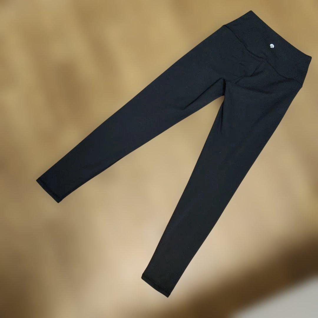 SUKAIA.タンクトップ、レギンスセット、Sサイズ