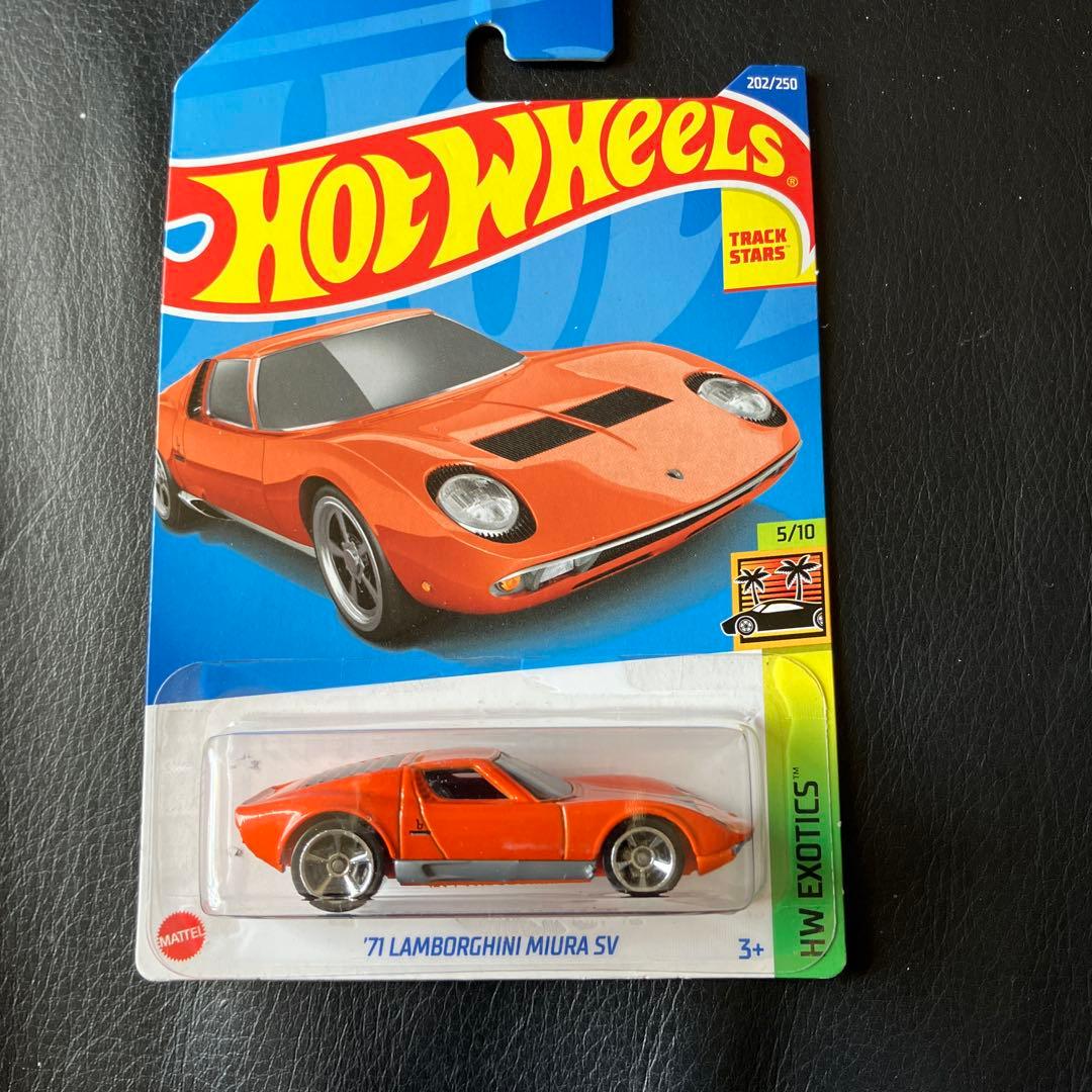 ランボルギーニ、ミウラ　ダイキャスト、ミニカー1/18 オマケ付き
