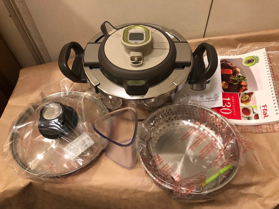 未使用　T-fal アクティクックプラス　3L 圧力鍋