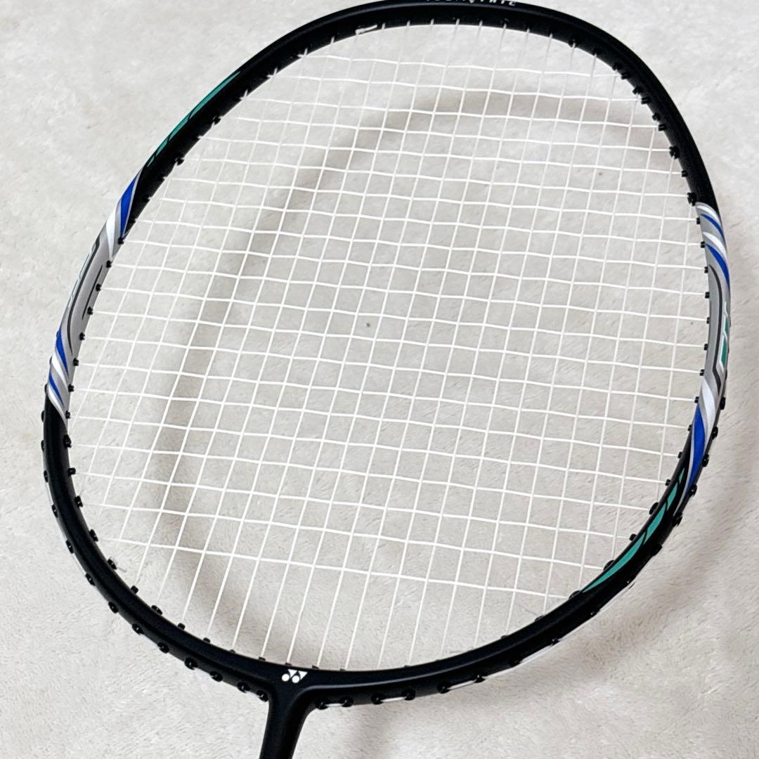 【極美品】YONEX ARCSABER LITE ラケット バドミントン