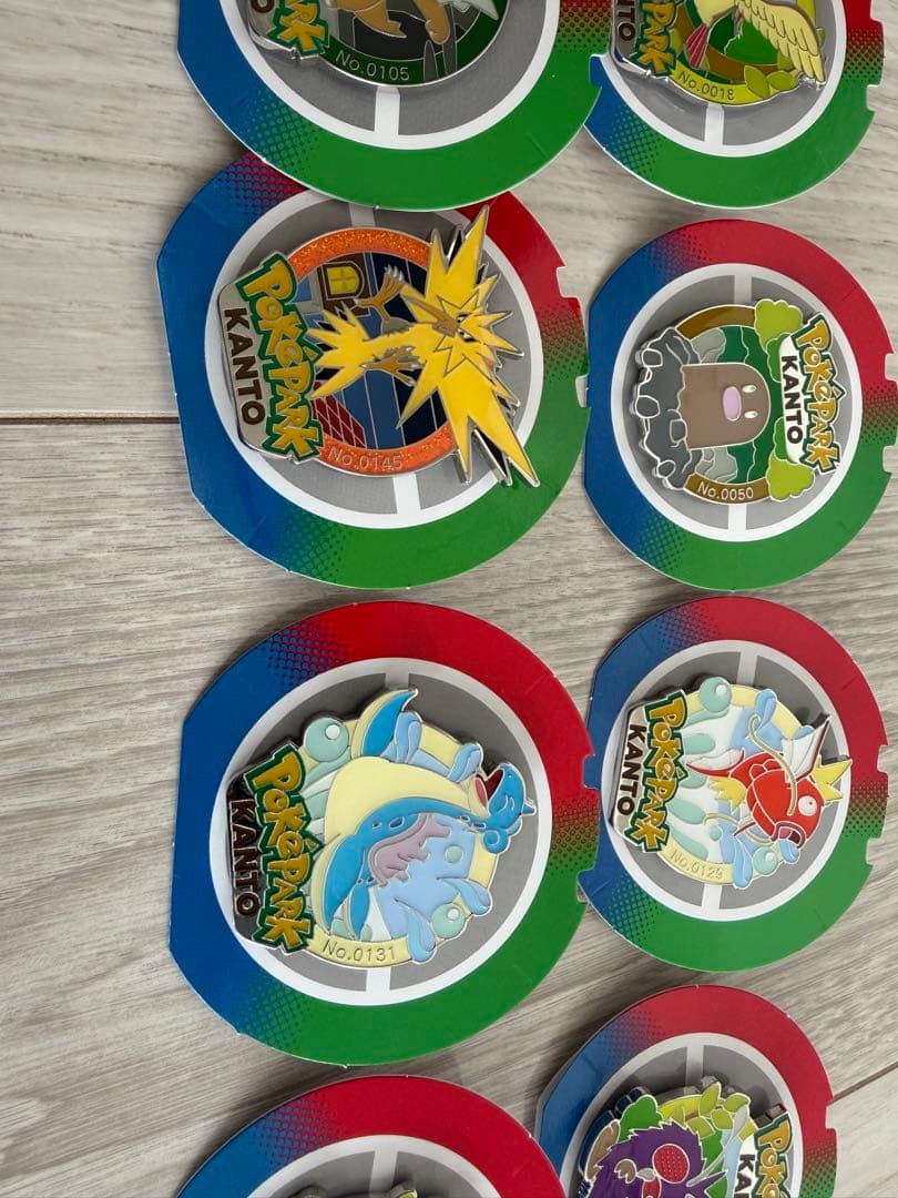 ポケモン KANTO ピンバッジ 8個セット＋おまけ