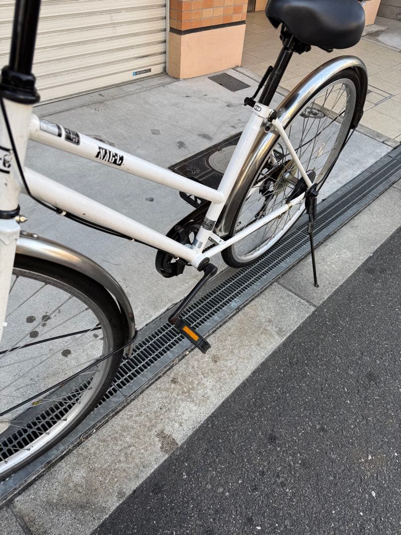 205 自転車 大阪市 【引取り限定】 美品 26インチ 変速付き