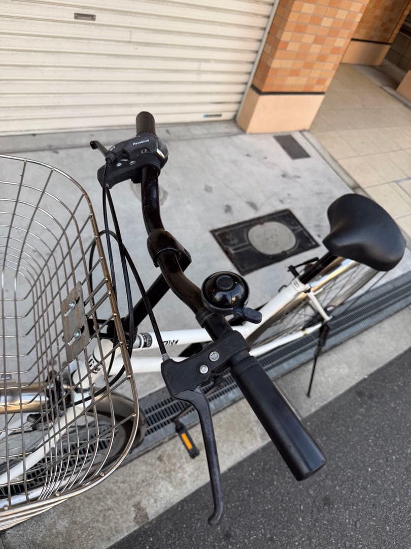 205 自転車 大阪市 【引取り限定】 美品 26インチ 変速付き