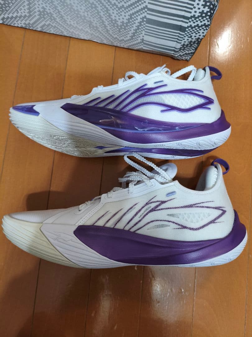LI-NING SONIC VIII（27cm）