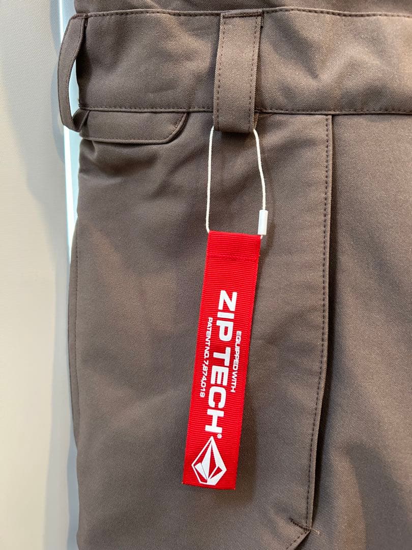 【新品未使用】VOLCOMボルコムスノーボードウェア　ビブパンツ