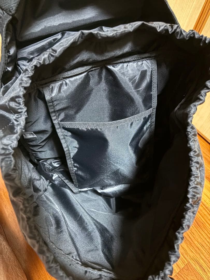 美品！　ヨネックス　バックパック　リュック　フラット　コラボ