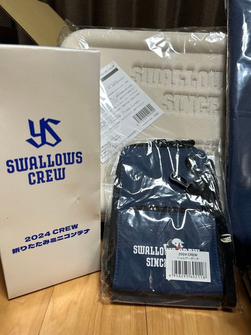 SWALLOWS CREW 2026年版セットとちょっと2024