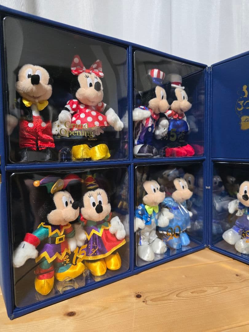 ディズニー30周年限定ぬいぐるみバッジセット