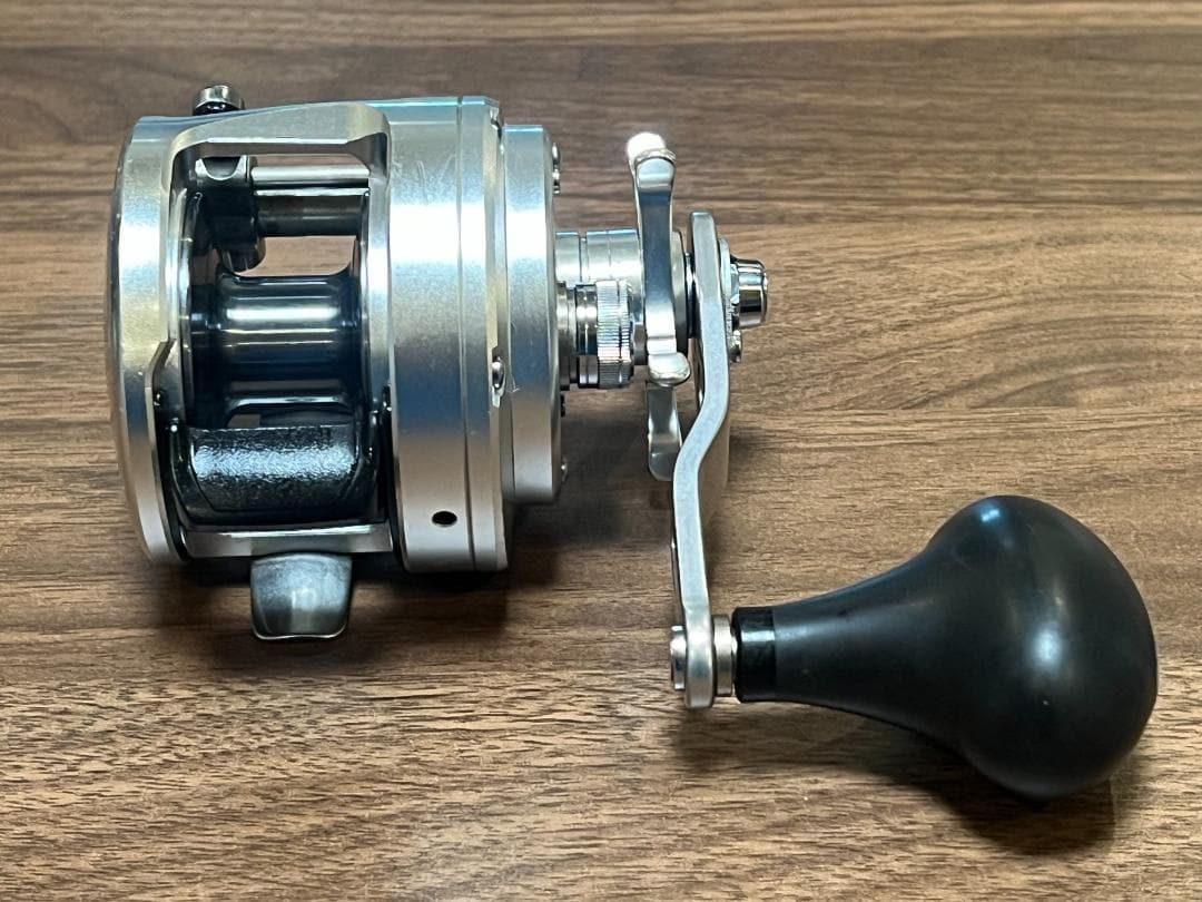 SHIMANO OCEA CALCUTTA 300HG　シマノ　オシアカルカッタ