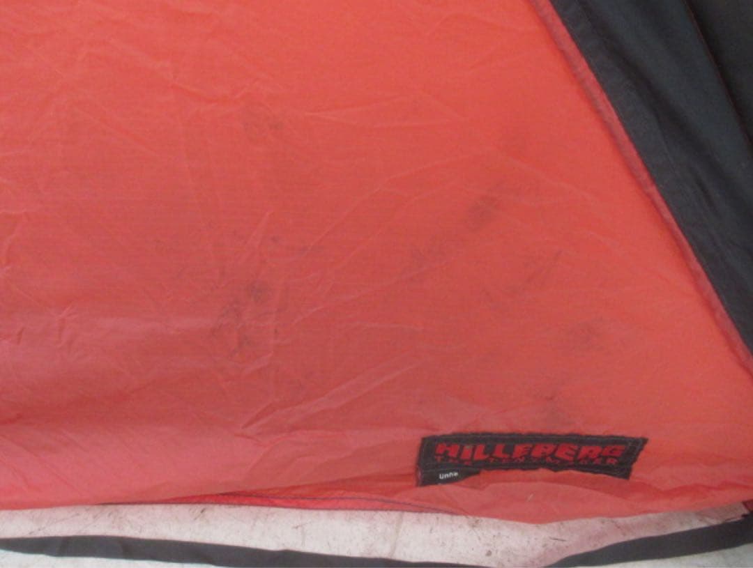 ヒルバーグ ウナ レッド フットプリント付き HILLBERG