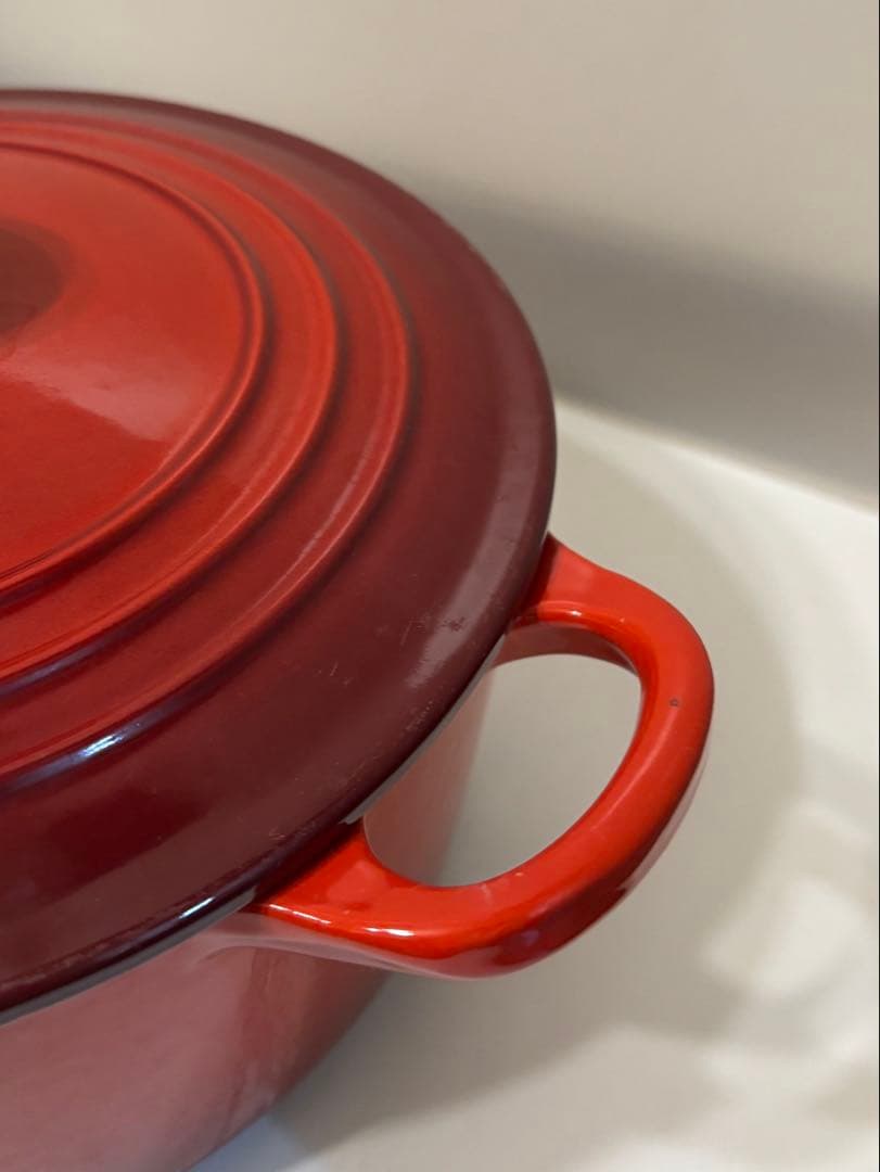 ル・クルーゼ LECREUSET ココット・ロンド 22cm 両手鍋