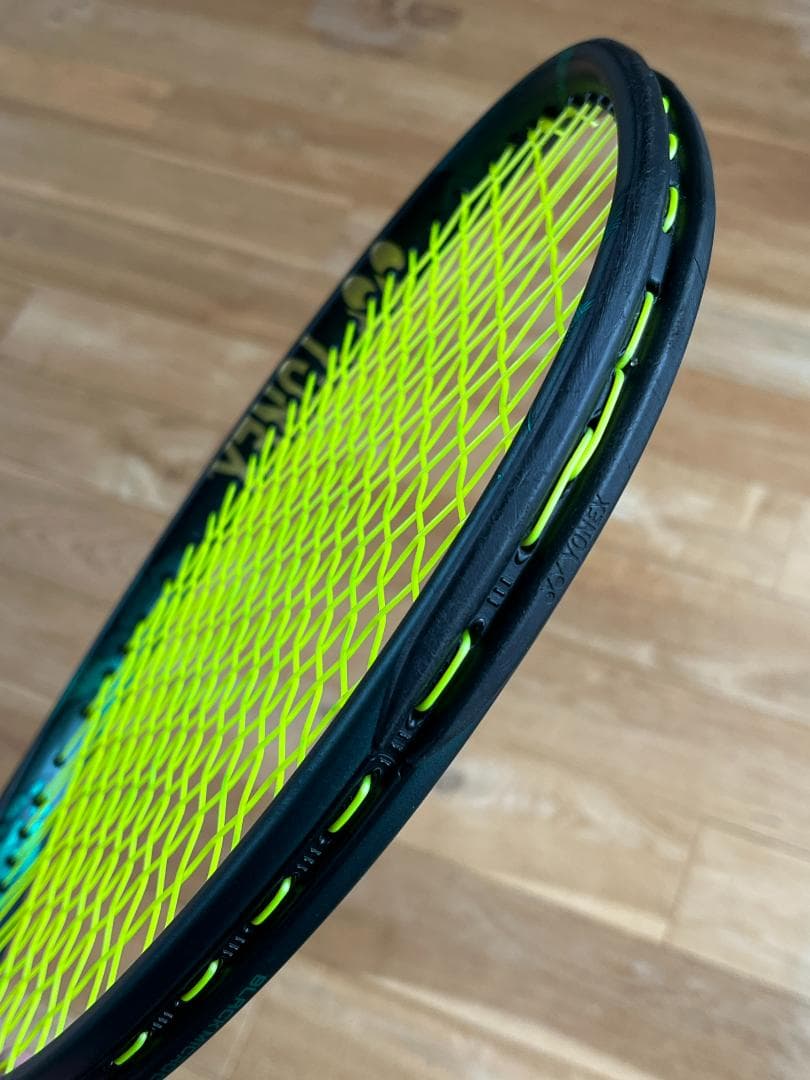 ☆美品☆YONEX VCORE PRO 97☆G2☆