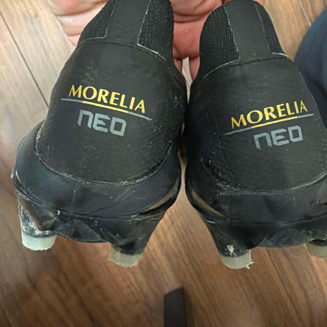 Mizuno Morelia Neo ブラック/ゴールド スパイク