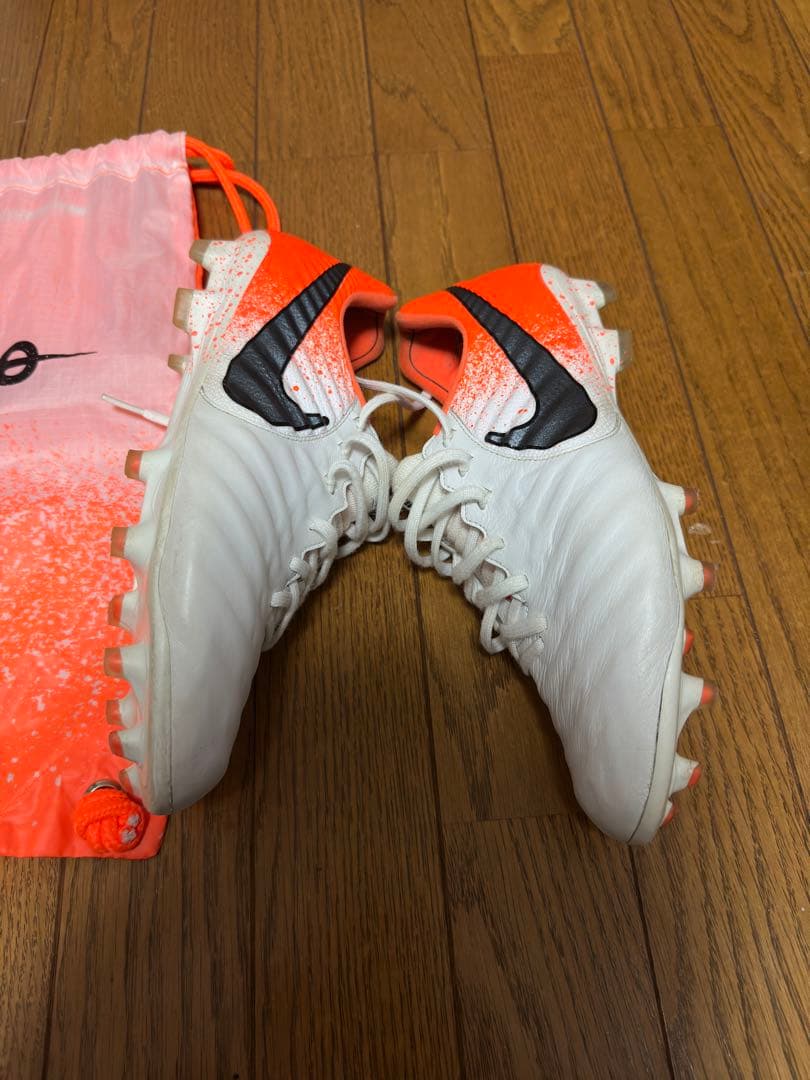 シューズ NIKE TIEMPO FG 26.5cm