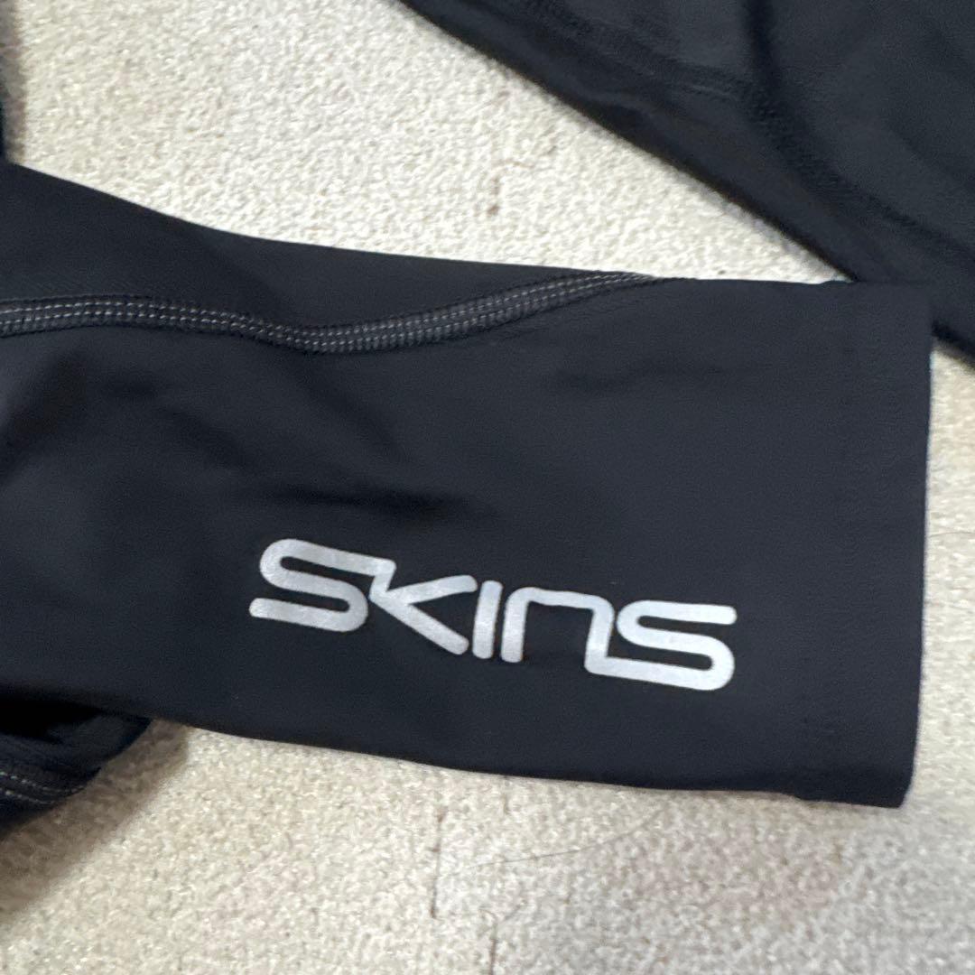 SKINS ブラック レディース トラベル ＆ リカバリー ロングタイツ