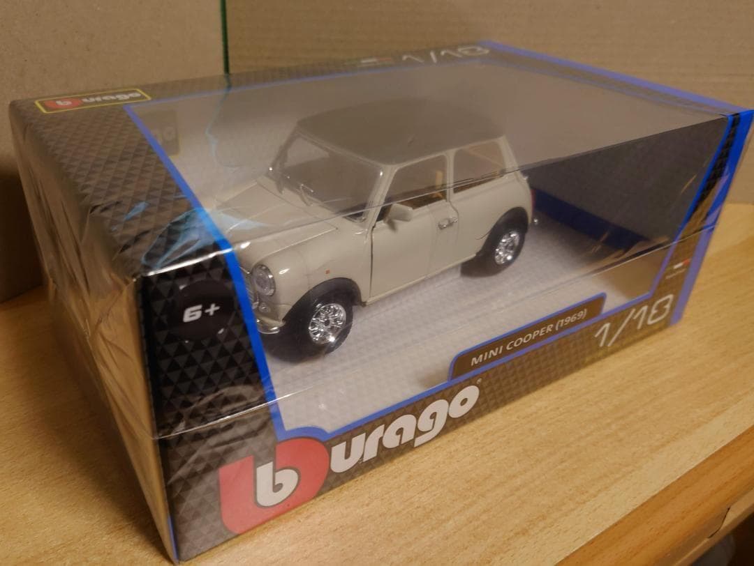 1/18 ミニクーパー Mini Cooper 1969 ダイキャスト製ブラーゴ