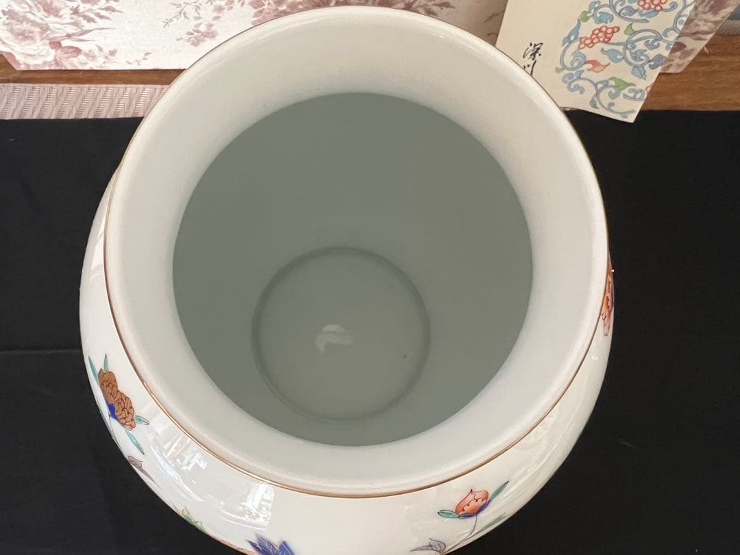 深川製磁　花瓶　花器　色絵牡丹　岩牡丹