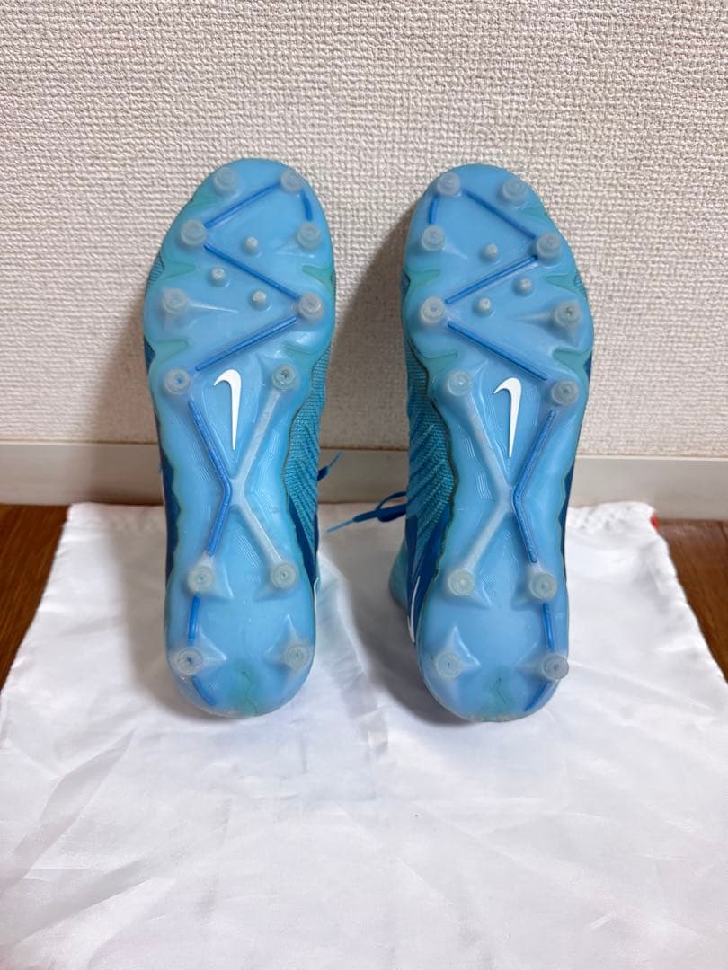 ファントムルナ2 エリートAG 29cm ナイキサッカースパイク