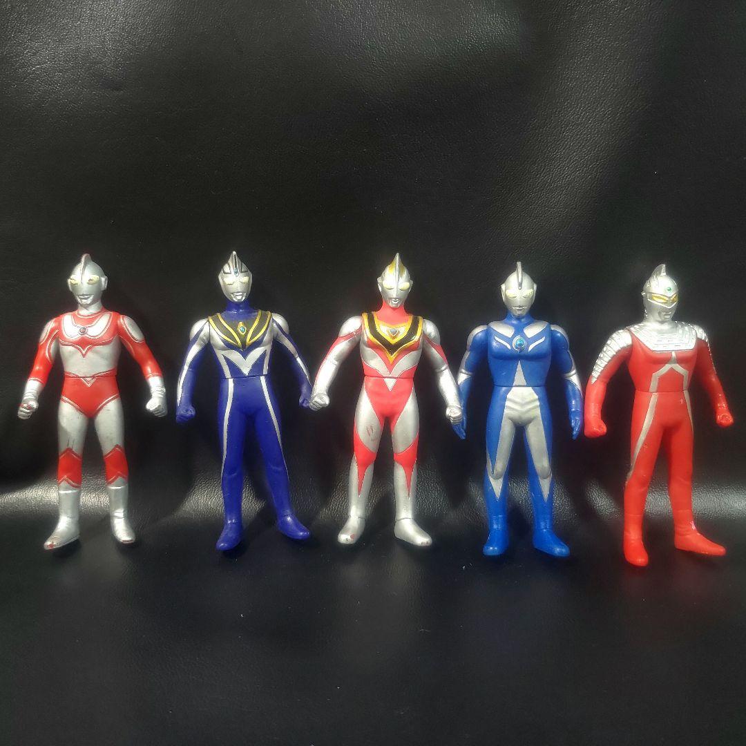 【大量・レア】ウルトラマン＆怪獣 ソフビ フィギュア 玩具 100体 まとめ売り