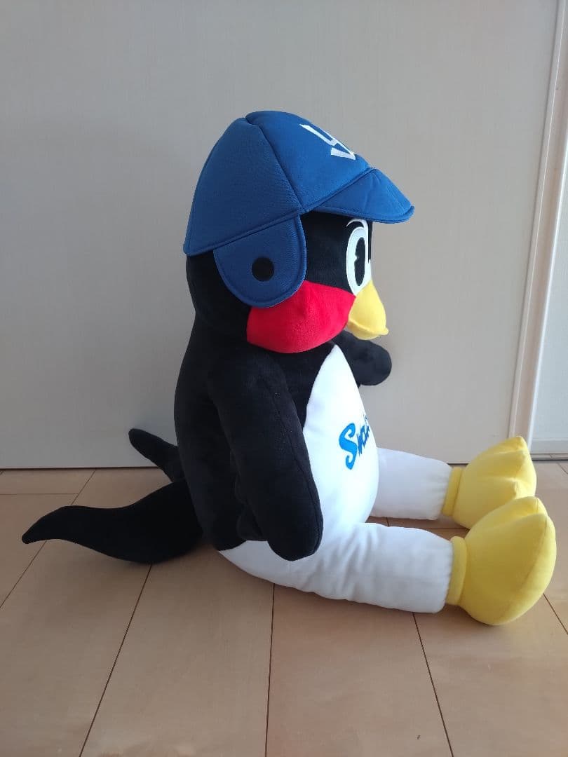 つば九郎抱っこぬいぐるみ（特大）