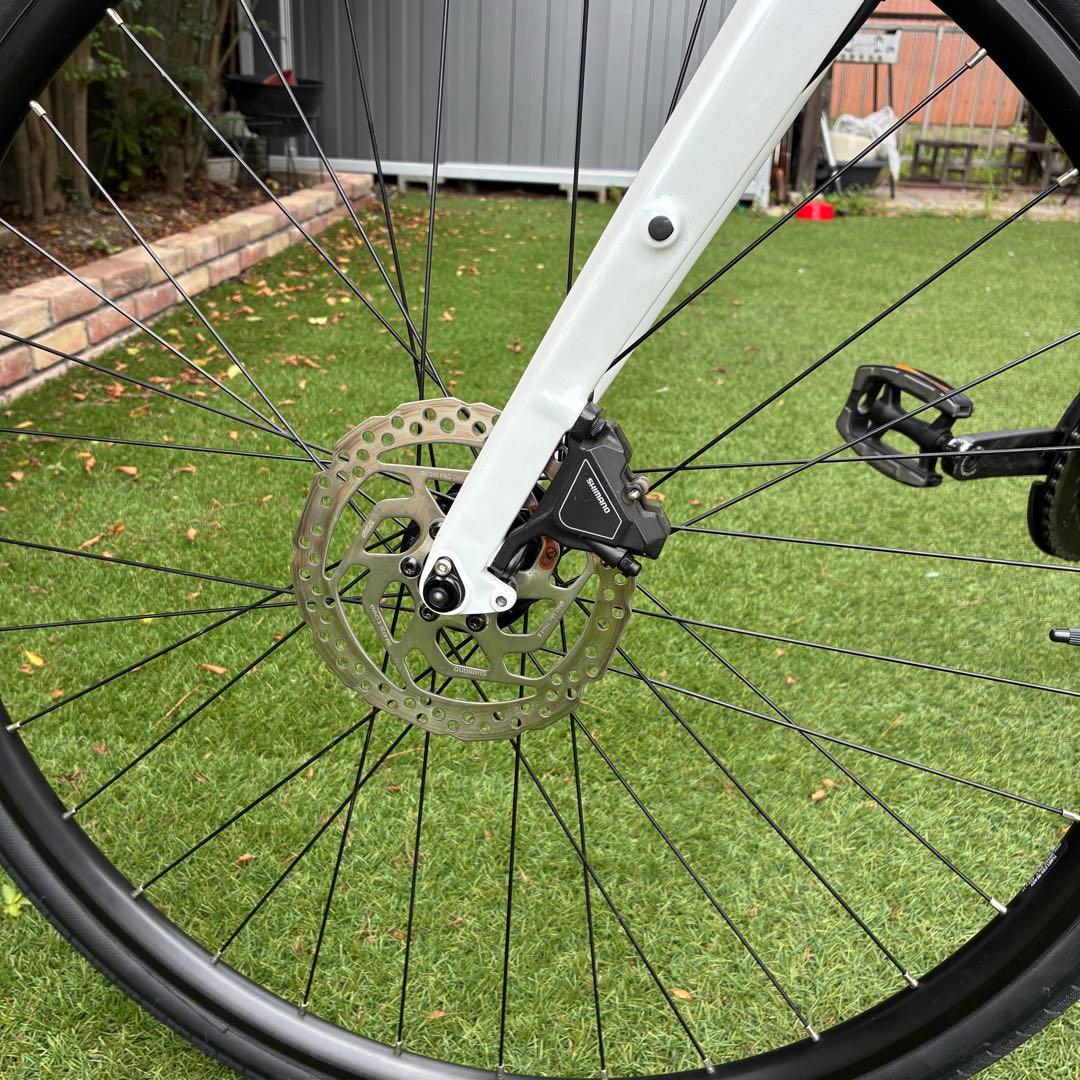［直接取引愛知岐阜三重近郊］TREK FX3 Mサイズ ホワイト2021