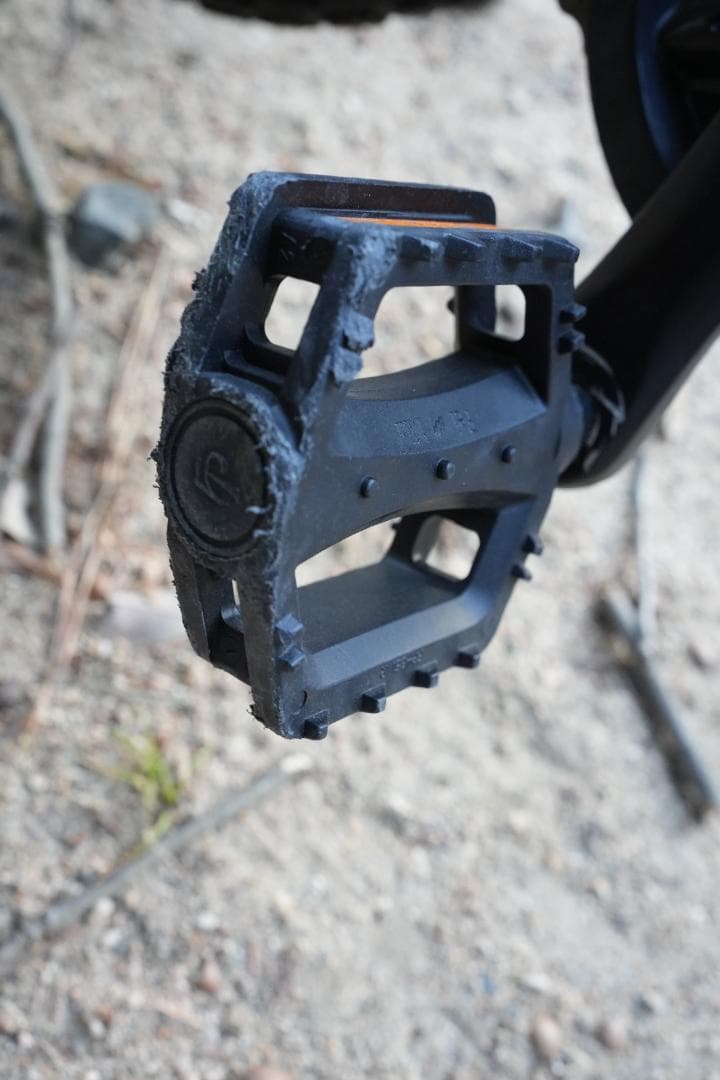 ヨツバサイクル16インチ自転車　泥除け補助輪付き　直接引取はお値引き　大阪北部