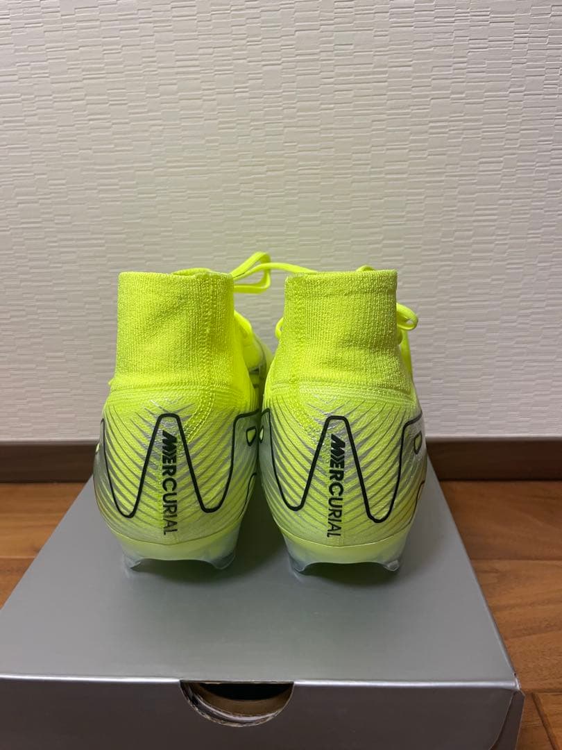 NIKE ズームマーキュリアル　スーパーフライ10 エリートFG