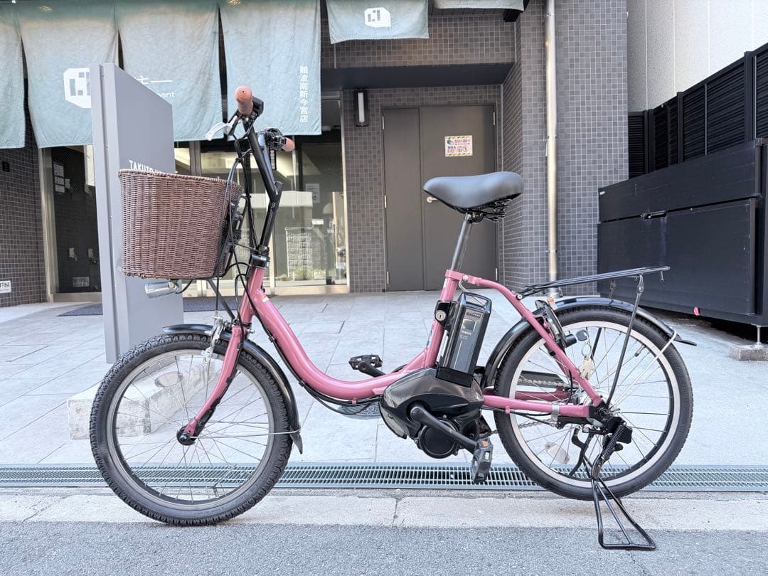 大阪府　ヤマハ　ピンク 電動アシスト自転車 バスケット付き